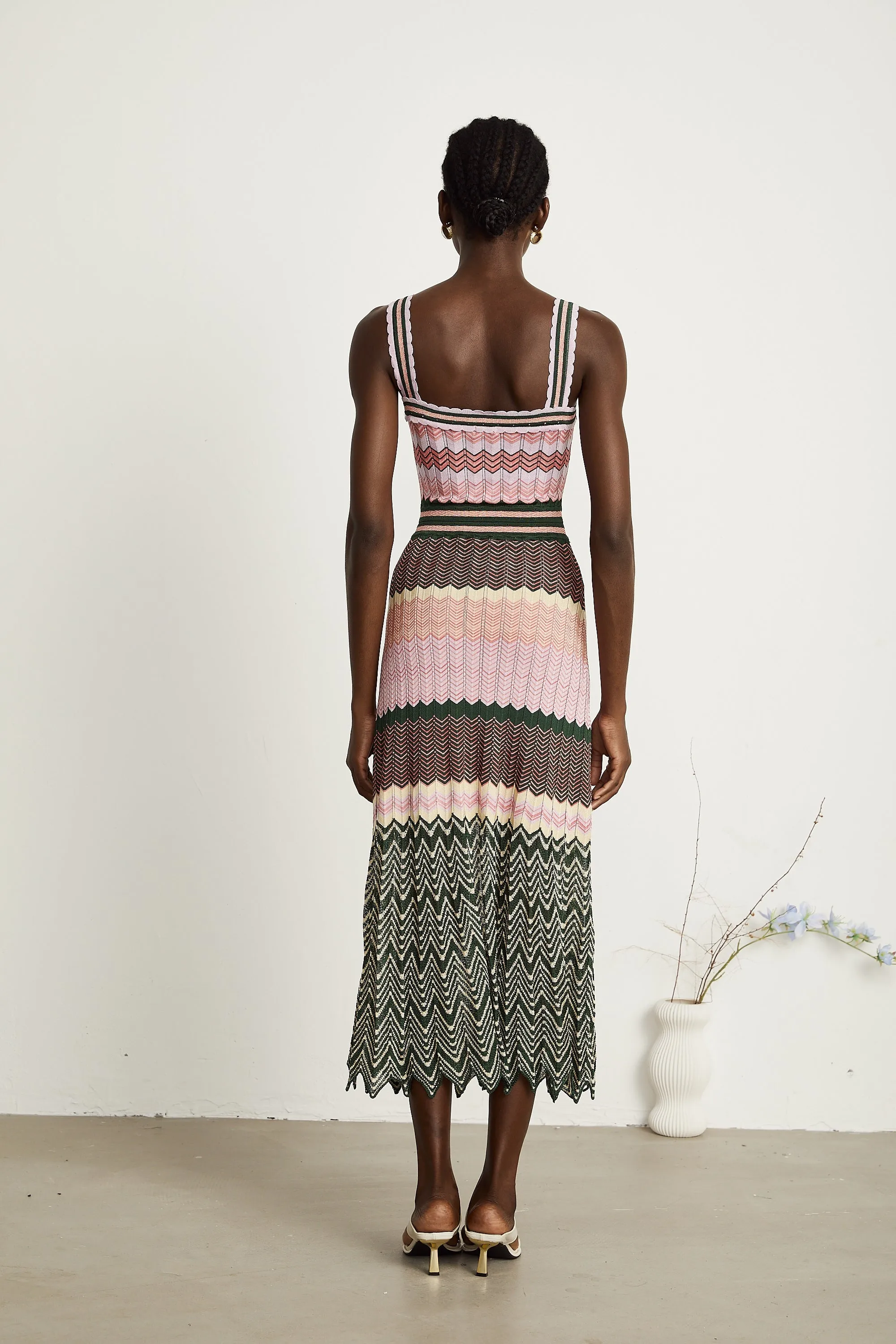 Daphn contrast-color knitted midi dress