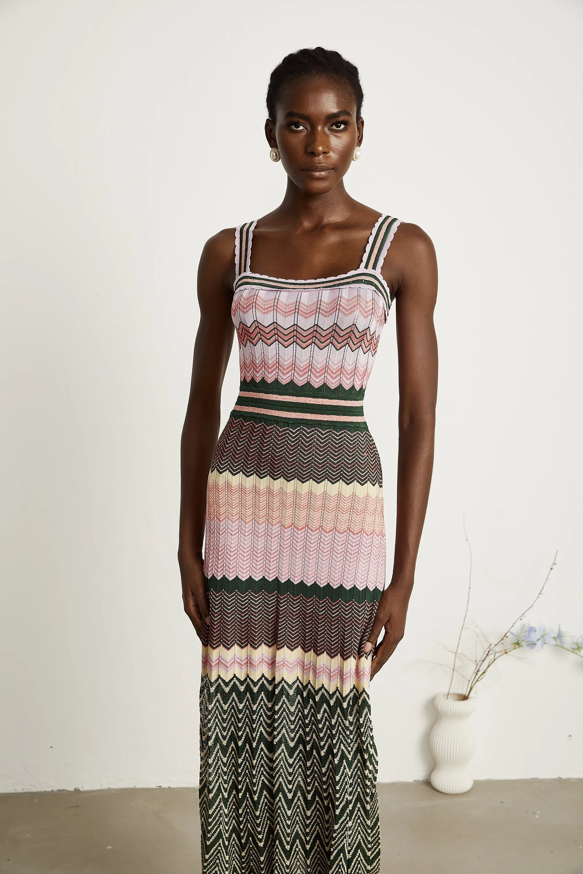 Daphn contrast-color knitted midi dress