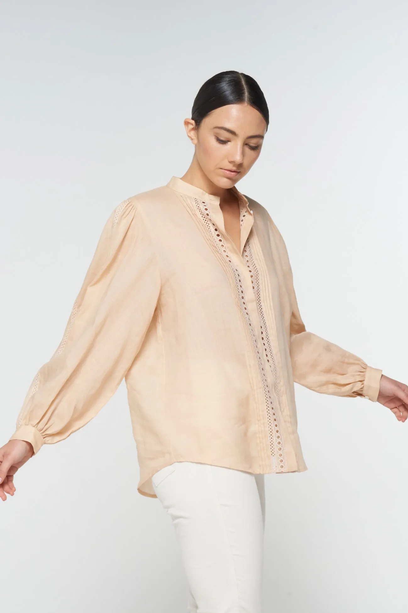 Facet Top in Shell