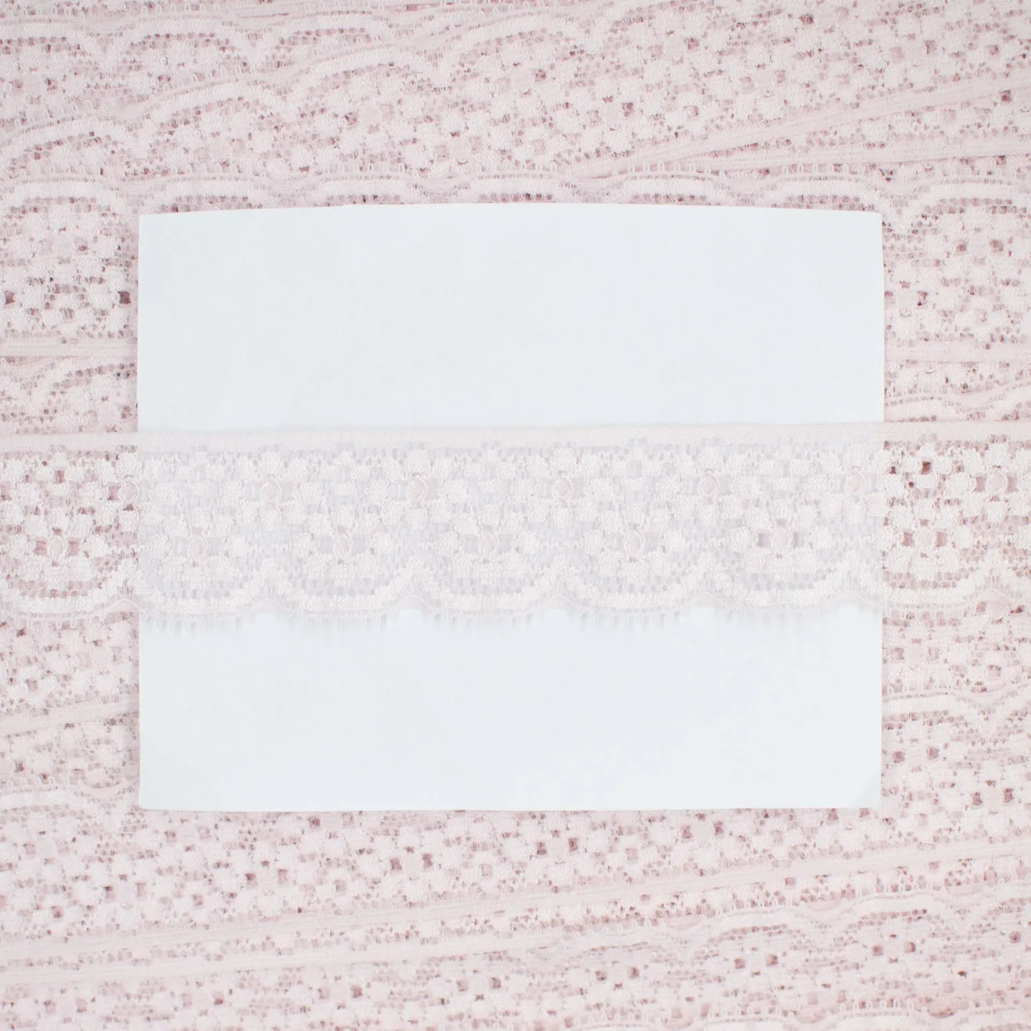 Floral Stretch Raschel Lace Trim 30mm