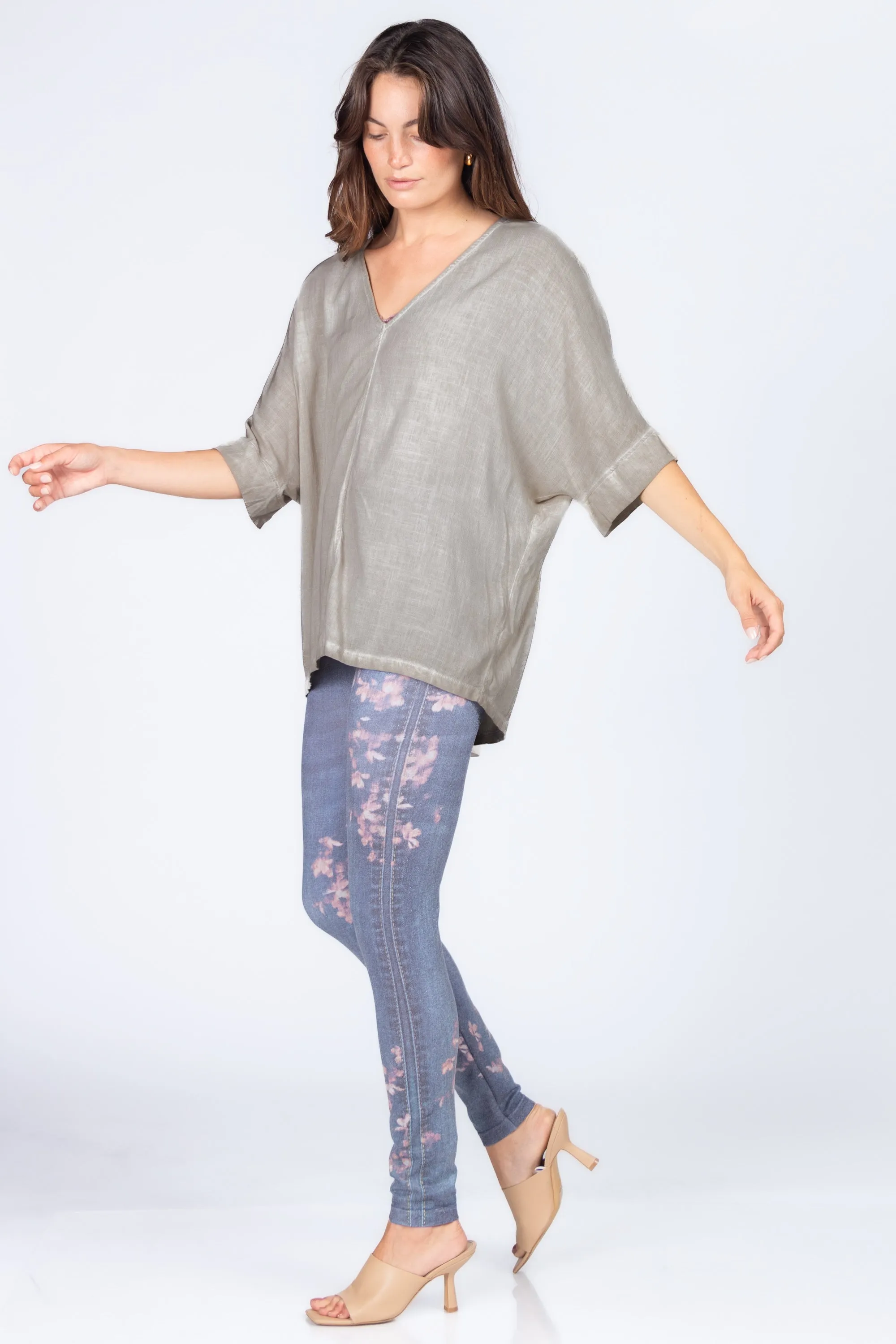 Loose Fit V-Neck Top