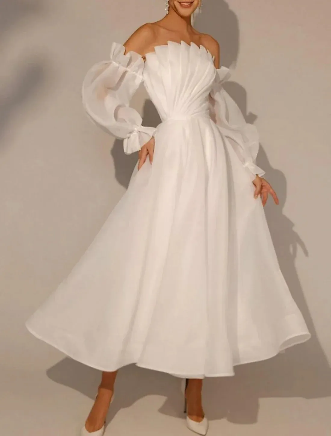 Luolandi Little White Dresses Wedding Dresses A-Line Square Neck Long Sleeve Ankle Length Organza Bridal Gowns With Pleats