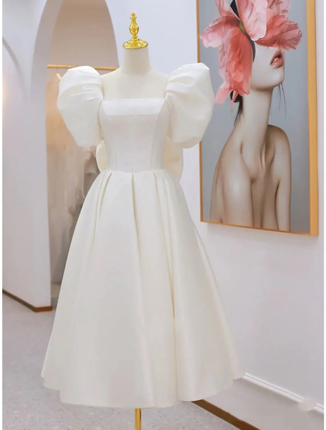 Luolandi Reception Little White Dresses Wedding Dresses A-Line Square Neck Short Sleeve Knee Length Satin Bridal Gowns