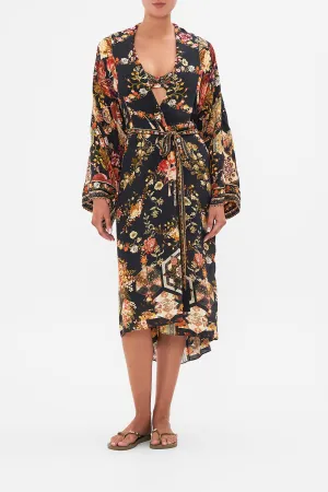 OVERSIZED LAYER WITH TIE SLEEVE STITCHED IN TIME