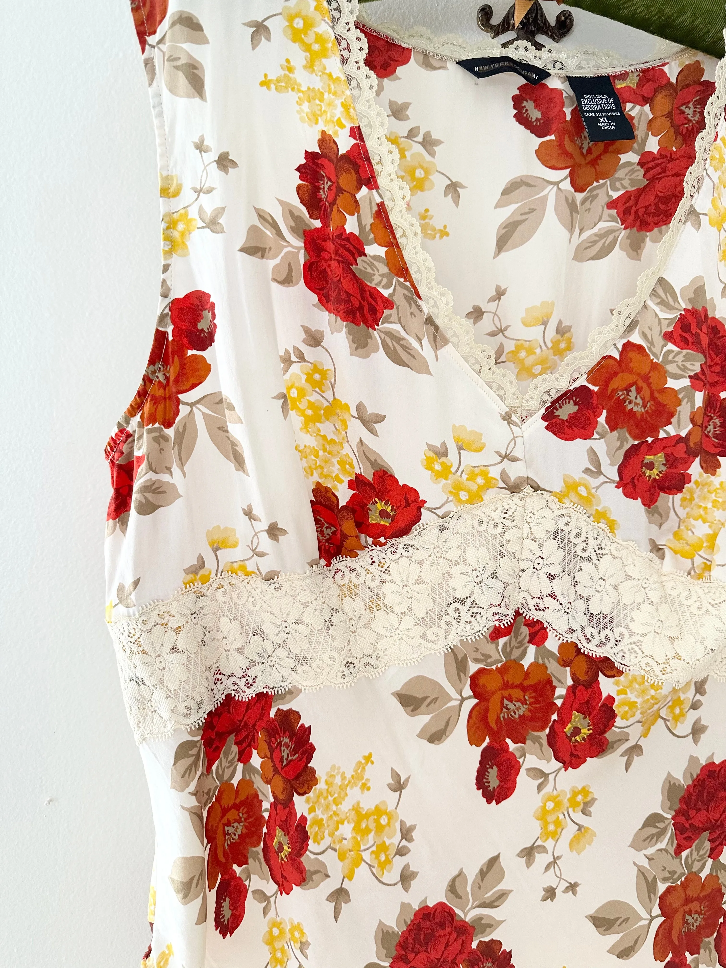 Y2K 2000s 100% Silk Lace Trim Floral Blouse (XL)